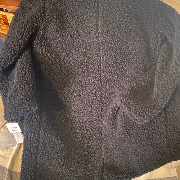 Trench trendy long black coat for winter - Picture 3 of 4